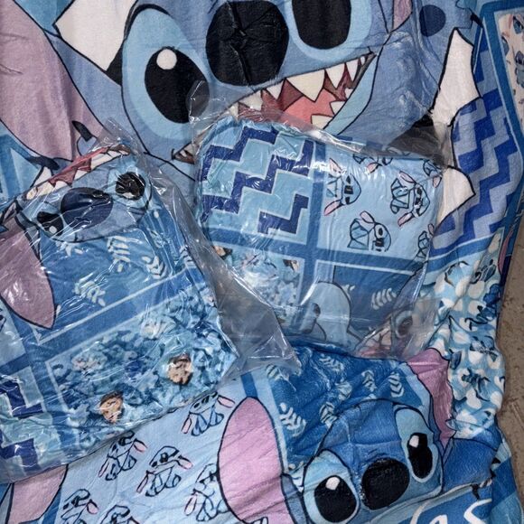 Stitch Blanket Throw Soft Warm And Ready For Gift Giving - Picture 8 of 8